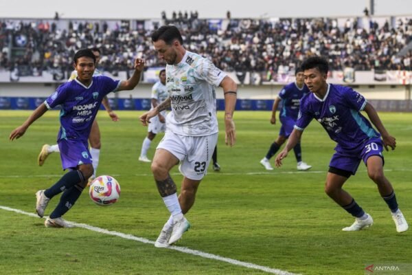 Analisis: Persita Tangerang Berpotensi Raih Kemenangan Melawan Persib Menurut Lefundes