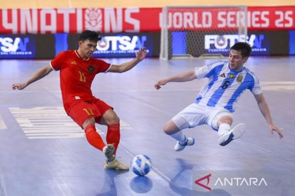 Here are a few alternate title suggestions for "Hasil Lengkap Undian Kualifikasi Piala Asia Futsal 2026 Indonesia":

1. "Rincian Lengkap Undian Kualifikasi Piala Asia Futsal 2026 di Indonesia"
2. "Detail Hasil Undian untuk Kualifikasi Piala Asia Futsal 2026 Indonesia"
3. "Panduan Lengkap Hasil Undian Kualifikasi Piala Asia Futsal 2026 di Indonesia"
4. "Hasil Komprehensif Undian Kualifikasi Piala Asia Futsal 2026: Indonesia"
5. "Informasi Terperinci Hasil Undian Kualifikasi Piala Asia Futsal 2026 di Indonesia" 

Feel free to choose any of these or modify them as needed!