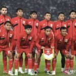 Vanenburg Umumkan 23 Pemain untuk Kualifikasi Piala Asia U-23 2026" 

Berikut beberapa variasi judul alternatif yang bisa dipertimbangkan:

1. "23 Pemain Diumumkan Vanenburg untuk Kualifikasi Piala Asia U-23 2026"
2. "Vanenburg Memilih 23 Pemain untuk Kualifikasi Piala Asia U-23 2026"
3. "Daftar 23 Pemain Tim U-23: Pengumuman Vanenburg untuk Kualifikasi Piala Asia 2026"
4. "Vanenburg Paduan 23 Pemain untuk Kualifikasi Piala Asia U-23 2026"
5. "Persiapan Kualifikasi Piala Asia U-23 2026: 23 Pemain Pilihan Vanenburg"

Semoga ini membantu!